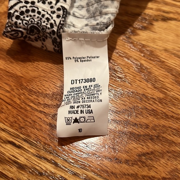 Chic 2 chic bandana print shirt like new size girls 10 - Picture 6 of 6